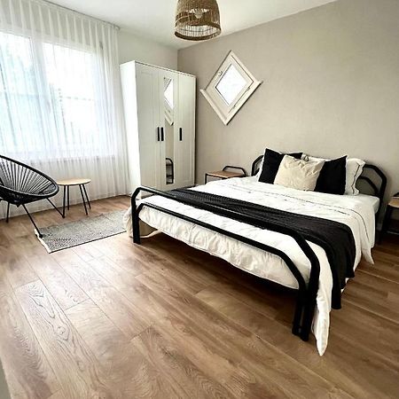 Black&White Apartment Uzwil Екстериор снимка